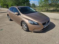 Usado Volvo V40 Kinetic 115 HP (84 kW) 2014 Bege Sedan