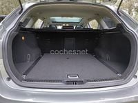 Usado Toyota Avensis Advance 124 CV (91 kW) 2014 Gris / plata Familiar