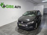 Usado VW Polo Advance 90 CV (66 kW) 2015 Gris / plata Berlina