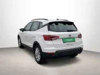 Usado Seat Arona Style 110 CV (80 kW) 2021 Blanco SUV