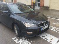 Usado Seat Leon ST Style 125 CV (91 kW) 2018 Negro Familiar