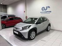 Usado Toyota Aygo X-play 72 CV (52 kW) 2024 Gris Utilitario