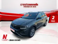 Usado VW T-Roc Life 110 CV (80 kW) 2024 Gris / plata SUV