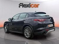 Usado Alfa Romeo Stelvio Sprint 190 CV (139 kW) 2022 Negro SUV