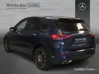 Usado Mercedes B250 160 CV (117 kW) 2021 Azul denim Utilitario