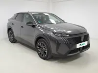 Usado Peugeot 3008 Allure 136 CV (100 kW) 2025 Gris SUV