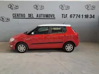 Occasion Skoda Fabia 60 PK (44 kW) 2011 Rood Sedan