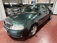 Usado Skoda Superb Comfort 130 CV (95 kW) 2005 Azul Berlina
