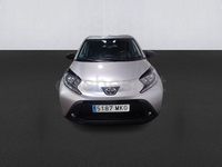 Usado Toyota Aygo X Play 72 CV (52 kW) 2023 Gris / plata SUV