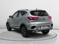 Usado MG ZS Luxury 106 HP (77 kW) 2023 Branco Sedan
