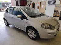 Usado Fiat Punto Easy 69 CV (50 kW) 2013 Gris / plata Utilitario