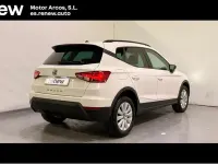 Usado Seat Arona Ecomotive 95 CV (69 kW) 2019 Blanco SUV