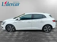 Usado Renault Mégane IV Zen 130 CV (95 kW) 2018 Blanco Berlina