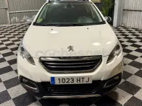 Usado Peugeot 2008 Allure 115 CV (84 kW) 2013 Blanco SUV
