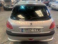 Usado Peugeot 206 70 CV (51 kW) 2004 Gris / plata Berlina