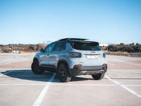 Nuevo Jeep Avenger Overland 145 CV (106 kW) 2025 Gris / plata SUV