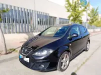Usado Seat Altea Style 125 CV (91 kW) 2011 Negro Monovolumen