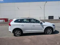 Usado Volvo XC60 R-Design Momentum 136 CV (100 kW) 2013 Blanco SUV