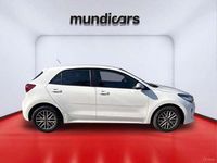 Usado Kia Rio 101 HP (74 kW) 2018 Branco Sedan