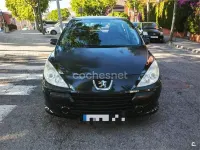 Usado Peugeot 307 110 CV (80 kW) 2007 Negro Berlina