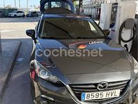 Käytetty Mazda 3 Style 120 HP (88 kW) 2014 Punainen Sedan