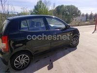 Usado Kia Picanto LX 61 CV (44 kW) 2007 Negro Utilitario
