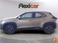 Używany Toyota Yaris Cross Active 116 KM (85 kW) 2024 Szary SUV