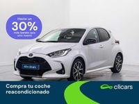 Usado Toyota Yaris Hybrid Style 75 CV (55 kW) 2022 Blanco Berlina