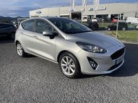 Usado Ford Fiesta Trend 75 CV (55 kW) 2021 Plata perla (metalizado) Utilitario