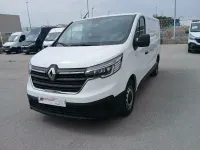Usado Renault Trafic 120 CV (88 kW) 2018 Blanco Monovolumen
