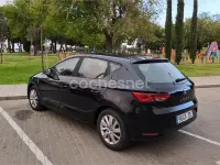 Usado Seat Leon Reference 105 CV (77 kW) 2015 Negro Berlina