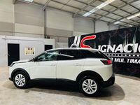 Usado Peugeot 3008 Active 130 CV (95 kW) 2022 Blanco SUV
