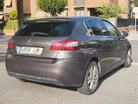 Usado Peugeot 308 Style 110 CV (80 kW) 2015 Beige Berlina