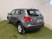 Usado Nissan Qashqai Tekna 106 CV (77 kW) 2008 Gris / plata SUV