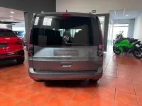 Usado VW Caddy 122 CV (89 kW) 2023 Gris / plata Monovolumen