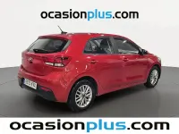 Usado Kia Rio 84 CV (61 kW) 2019 Rojo Berlina