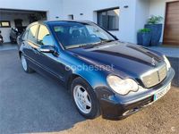 Usado Mercedes C180 Classic 143 CV (105 kW) 2003 Azul Berlina