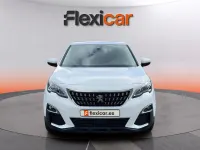 Usado Peugeot 3008 Access 131 CV (96 kW) 2019 Blanco Monovolumen