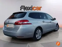 Usado Peugeot 308 Active 110 CV (80 kW) 2017 Gris Utilitario