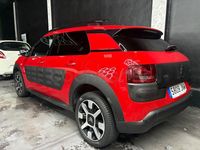 Usado Citroën C4 Shine Edition 100 CV (73 kW) 2017 Rojo Berlina