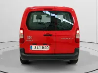 Usado Toyota Proace City City 131 CV (96 kW) 2023 Rojo Monovolumen
