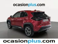 Usado Toyota Yaris Cross Style 132 CV (97 kW) 2024 Rojo SUV