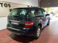Usado Mercedes ML320 224 CV (164 kW) 2006 Negro SUV