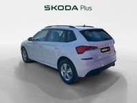Usado Skoda Kamiq Active 95 CV (69 kW) 2022 Blanco SUV