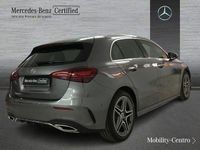 Usado Mercedes A180 AMG line 116 CV (85 kW) 2024 Gris montaña Utilitario