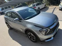 Usado Kia Sportage 150 CV (110 kW) 2022 Gris / plata SUV