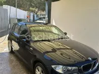 Usado BMW 118 129 CV (94 kW) 2008 Azul Utilitario