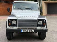 Usado Land Rover Defender SE 122 CV (89 kW) 2014 Blanco Familiar