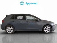 Usado VW Golf VIII Life 116 HP (85 kW) 2024 Cinzento Sedan