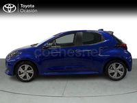 Usado Toyota Yaris Hybrid Active 116 CV (85 kW) 2025 Azul Berlina